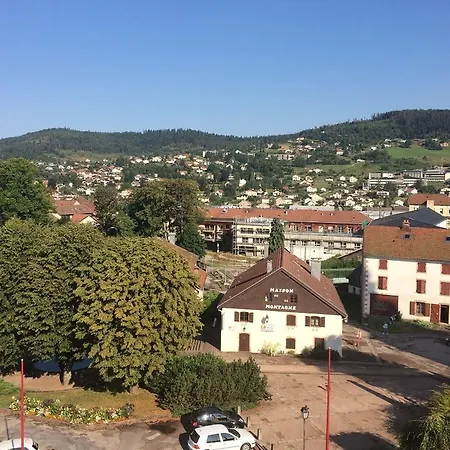 Rue Charles De Gaulle Lägenhet